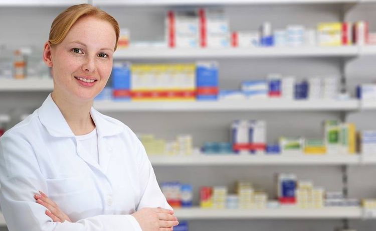 Training as a pharmaceutical-commercial employee (3)